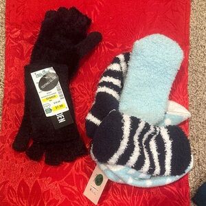 Isotoner Dark Texting Gloves for Women or Men and 2 pairs fuzzy socks